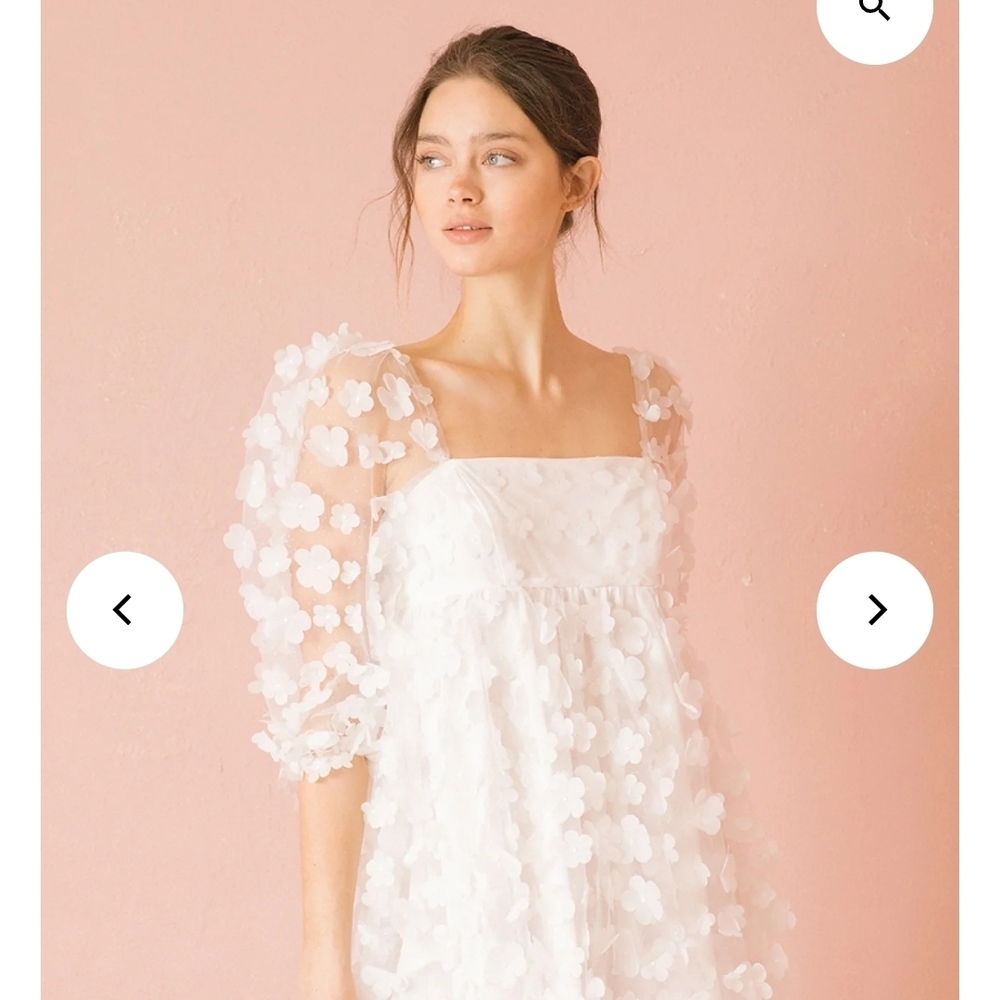 Elegant 3D White Floral With Pearls Mini Dress - Picture 6 of 9